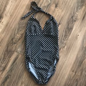 B&W polka dot one piece swimsuit. Super cute!